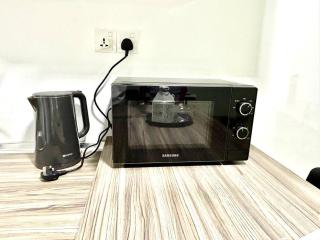 Pinnacle PJ-Duplex,Projector,FREE Parking,Near LRT,2-6pax - 3