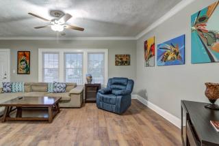 The Gallery House - Art curated by local artist! - Cleveland Heights - 2