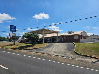 Luxury Inn & Suites and RV - Nacogdoches - 1