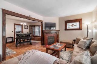 Lakewood Bed & Biscuit - Pet Friendly - Mins to LKWD Park - Lakewood - 0