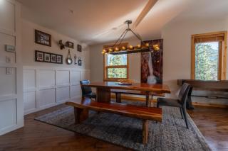 Rundle Cliffs Lodge by Canmore Premier - 4