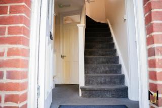 Spacious & Budget Friendly 5 Bed Home! - Maidenhead - 3