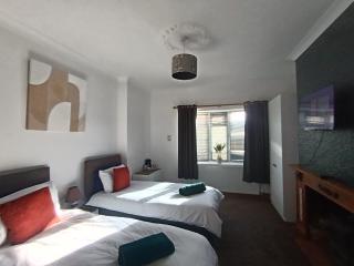 Geneva Cottage Twin - perfect for trade - Darlington - 8