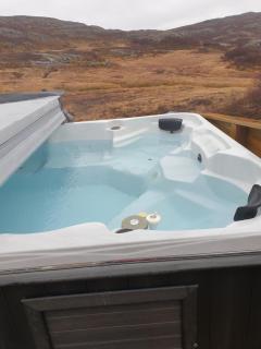 Hvammur 10 with private hot tub - Kaldrananes - 9