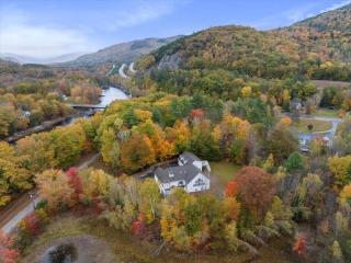 White Mountain Retreat with Theater, Fire Pit, Game Room and River Access - 0