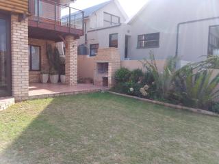 Tamarisk Square 39 - Jeffreysbaai - 7