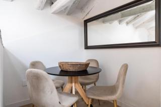 Fuencarral II - Apartamento tipo buhardilla en el centro de Madrid - 2