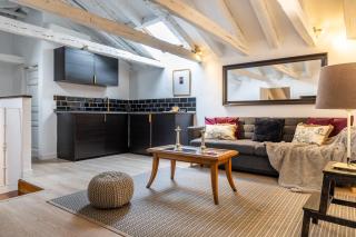 Fuencarral II - Apartamento tipo buhardilla en el centro de Madrid - 3