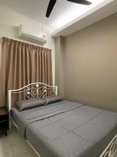 The White House Near Heritage Jonker Malacca Town - Melaka - 1