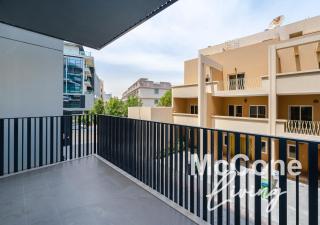 Stylish 2BR with Terrace Near Green Parks - Dubái - 3