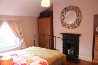 Beautiful Listed Townhouse in Beaumaris - 9