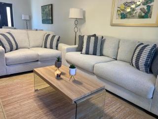 Beautiful 4 bedroom house in gold coast - 3