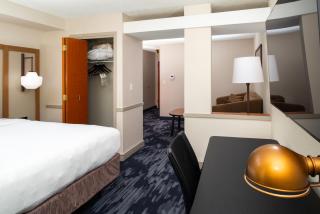 Fairfield Inn & Suites Greensboro Wendover - Greensboro - 7