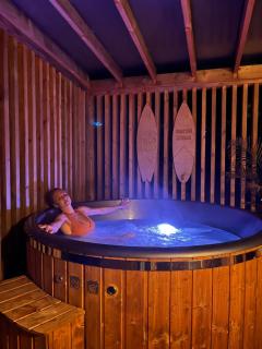 Morski Klimat Sasino domki z balią i kominkiem - 5