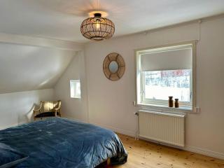 Sfeervol vakantiehuis met houtkachel - Brograngen - 4