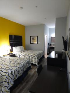 Executive Inn and Suites Tyler - 8