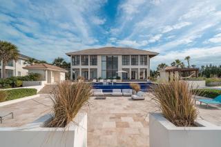 Biminis Beachfront Dream Villa - Bailey Town - 0