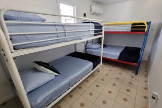 Container 1 with pool, free wifi fully equiped - 2
