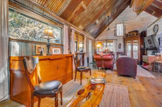 Pet-Friendly Wimberley Cabin with Fire Pit and Hot Tub - Wimberley - 4