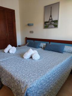 APARTAMENTO RONDA 4 BOLICHES Primera línea de playa - 4