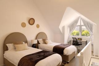 Four Peaks Duplex - Luxury Apartment with Mountain Views - Hout Baai - 8