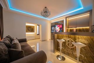 H & V Residence - Avantgarde Apartment - Arad - 9