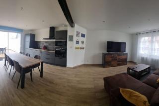 Maison familiale 6 pers ,1 bébé - 6