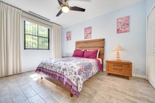 Pacifico Townhouse 106 - 1