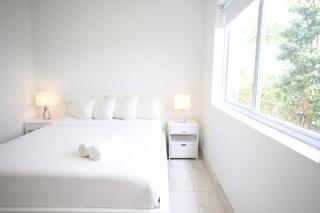 Family Friendly Condo Steps to Miami Beach with Free Parking - Miami Beach - 7