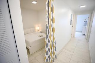 Family Friendly Condo Steps to Miami Beach with Free Parking - Miami Beach - 4