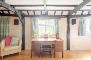 Cozy One-Bedroom Cottage in Great Tey - 5