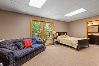Sierra Haus Cottage with Private Lake Access - Sonora - 8