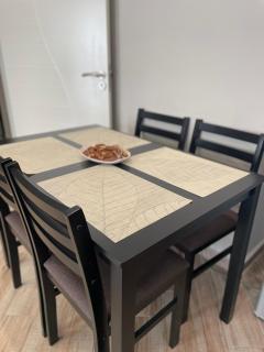 guesthouse3 - Tirana - 4