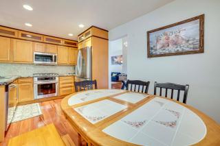 1 Mi to Downtown Reno Spacious Home with Deck! - Reno - 5