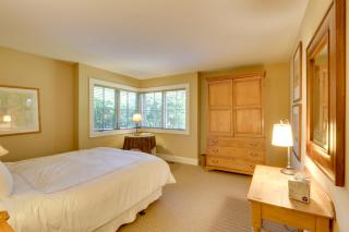 Stunning Warren Lakefront Home Deck, Grill, Sauna - Warren - 4