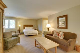 Stunning Warren Lakefront Home Deck, Grill, Sauna - 1