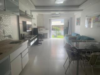 Pé na areia Triplex em Jurerê 50m mar - 2