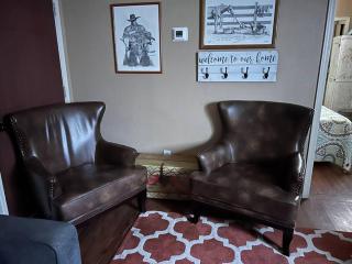 Peaceful Guest house with horse privilege's! - Queen Creek - 3