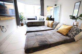 3 Bedroom 3 Bathroom Miami Beach Apartment with Free Parking - Miami Beach - 1