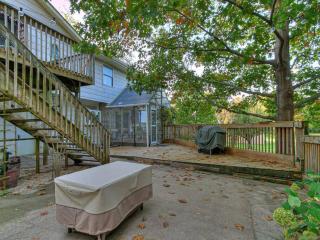 Parkside Getaway- Spacious Six Bedroom Home for Families & Friends - 5