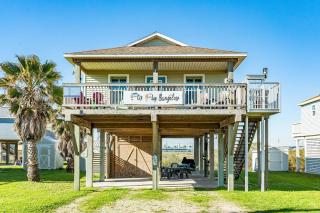 Flip Flop Bungalow - Your Toes-in-the-Sand Escape! - 0