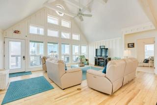 Filtered Ocean Views and Spectacular Surf Sounds! - Freeport - 5