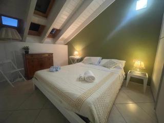 Milano-Como Elegant with AC e WIFI front station - 2