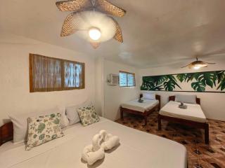 5R Tourist Inn & Restaurant - Pooc - 5