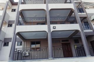 Ragant Hotel - - 9