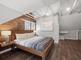 Oakland, Pittsburgh !F Unique and Stylish Private Bedroom with Private Bathroom - Pittsburgh - 9