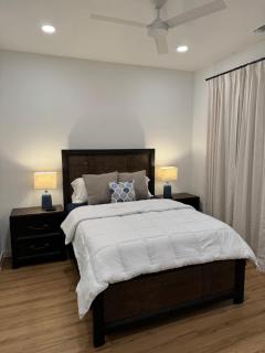 Hip Luxury Condo Getaway- Near Gruene - New Braunfels - 5