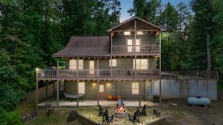 7 Min to DT Blue Ridge~Hot Tub~Fire Pit~Sleeps 12 - Blue Ridge - 8