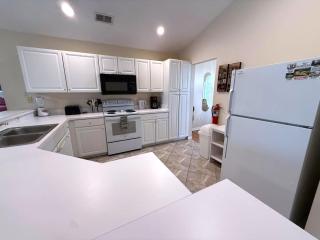 Golf Course Views Southern Dunes Pool Villa Large Pool Deck - Haines City - 3