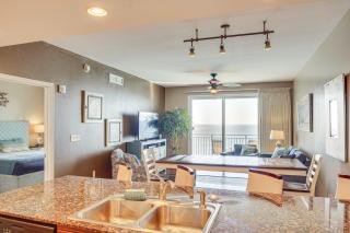 Beachfront Panama City Condo Walk to Pier Park! - Panama City Beach - 4